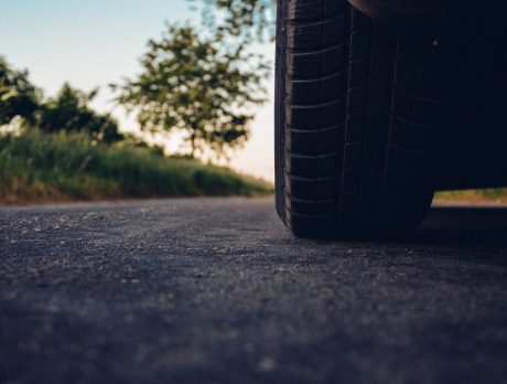 Uber driver turns in passenger after drug buy