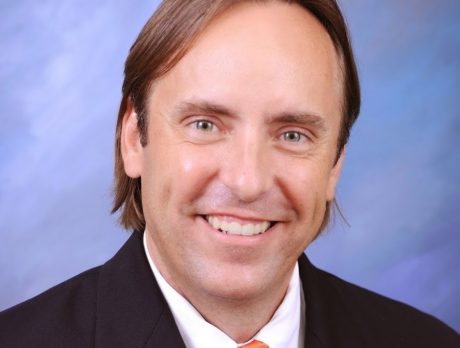 Local eye doctor to run for Vero City Council