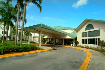 Worker at Isles of Vero stabs cook in the face