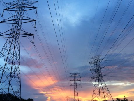 8,000 temporarily lose power after FPL tie goes out