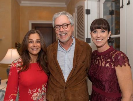 Humorous Hiaasen talks love – and necessity – of literacy