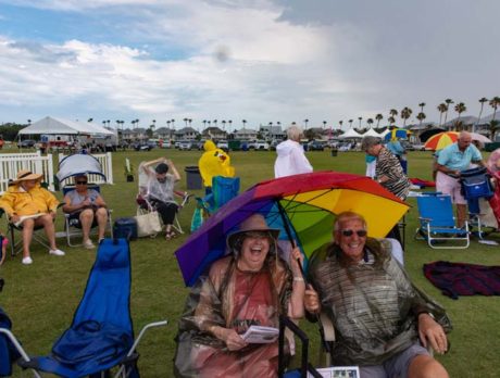 Photos – Thunderous applause – and skies – for May Pops Concert