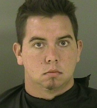 Footprints lead to arrest of attempted arsonist in Vero Lake Estates