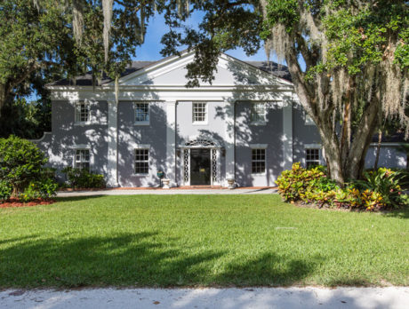 Gracious Georgian designed by noted Vero architect