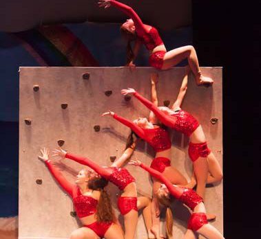 Aerial Antics gymnasts spin in to save Christmas!