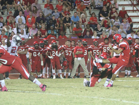 Vero Beach celebrates come from behind win over Centennial 37-33