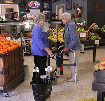 Hale Groves opens store off Miracle Mile, adds more fresh offerings
