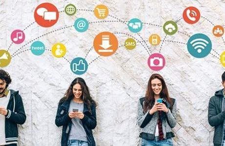Are you reading and posting content worthy of your smartphone data? 5 tips to switch up your online commentary