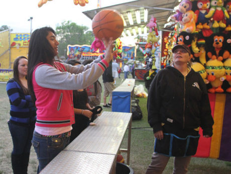 Wet weather doesn’t dampen fun at Frog Leg Festival