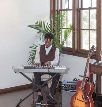Students take note of Windsor’s ‘Composer’ exhibit