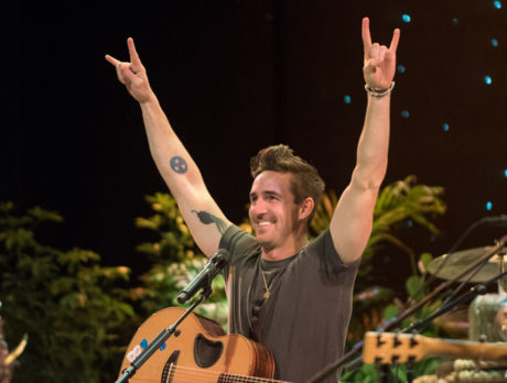 Jake Owen again delights hometown crowd