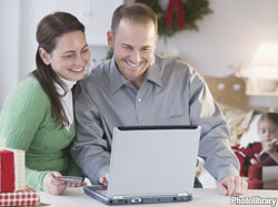 Tips for saving money on your holiday shopping
