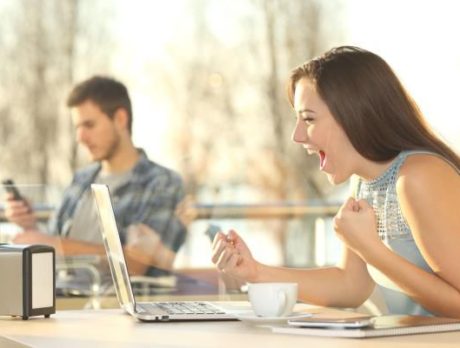 Tips to Land a College Scholarship