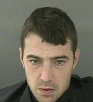 Accused drug seller brings fiancée, kids to sale in Vero Beach
