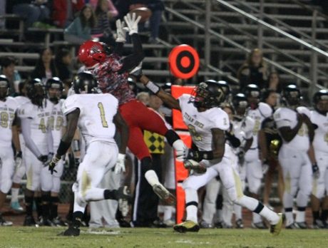 Indians trounce Titans 42-9