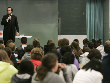 Lincoln visits Gifford Middle