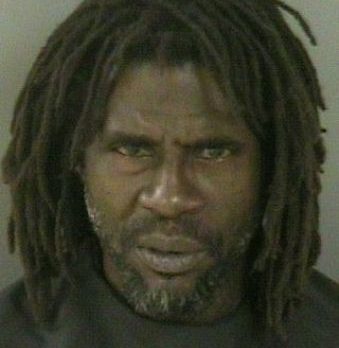 Gifford man arrested, accused of stabbing man at convenience store