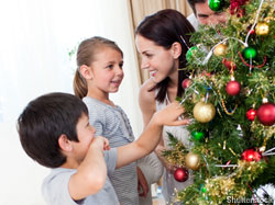 Easy affordable holiday home decorating ideas