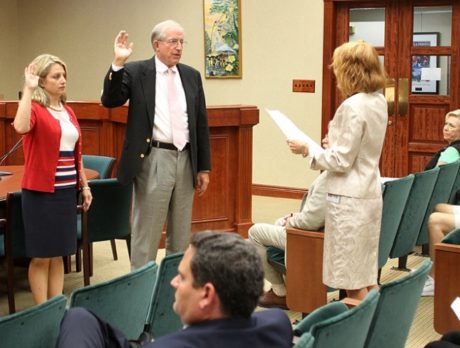 Vero election field uncertain; Winger fundraising leader