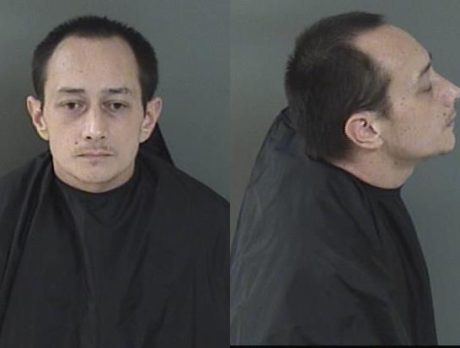Deputies: Man pulls butcher knife on woman