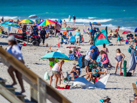 Red tide fails to dampen island’s luxury home market