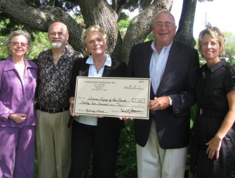 Women’s Refuge receives grant from John’s Island Foundation