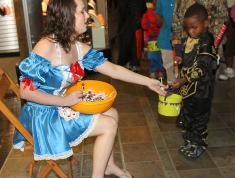 Indian River Mall Trick or Treat