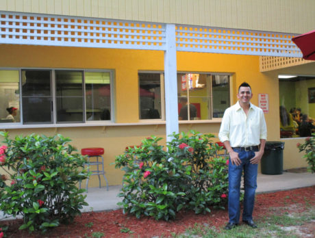 Taco vendor flourishes in new Sebastian home