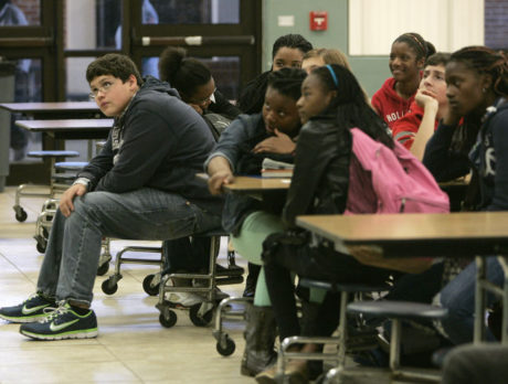 Lincoln visits Gifford Middle