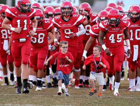 Vero Beach defeats Lake Minneola 31-7 in Red Out Game