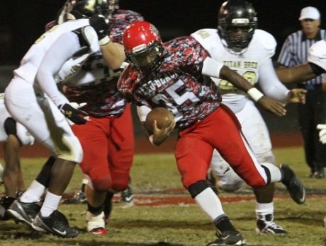 Indians trounce Titans 42-9