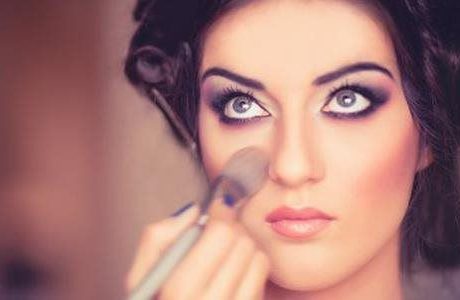 Simple tips for recreating red carpet looks at home