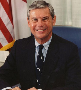 Former Florida governor, U.S. Sen. Bob Graham to visit Vero Beach