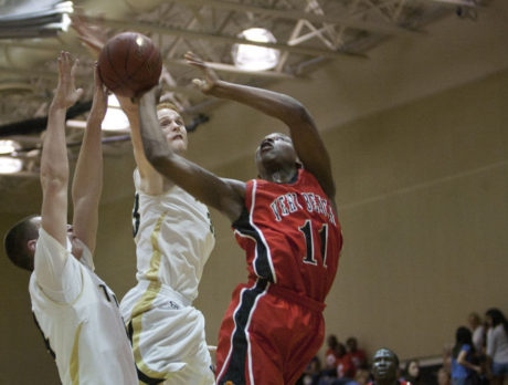 Vero Beach Boys basketball championship game