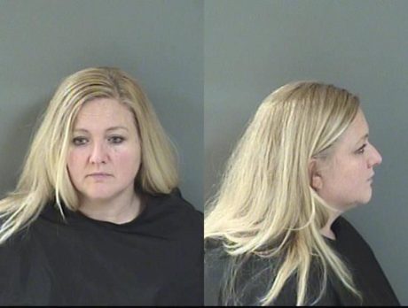 Deputies – Woman purchases more than $6K in personal items with company card