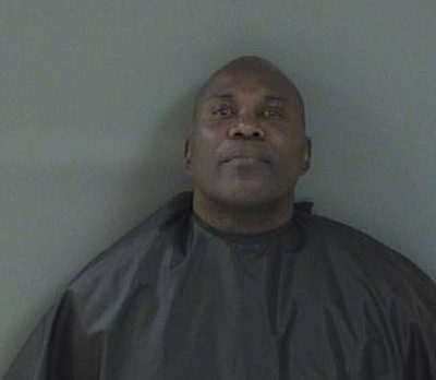 Deputies: Man impersonates officer, pulls vehicle over
