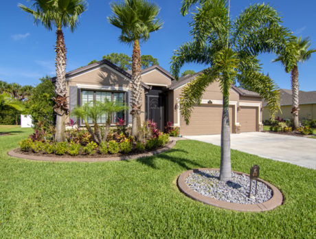 Spacious Ashley Lakes North home is perfect for entertaining
