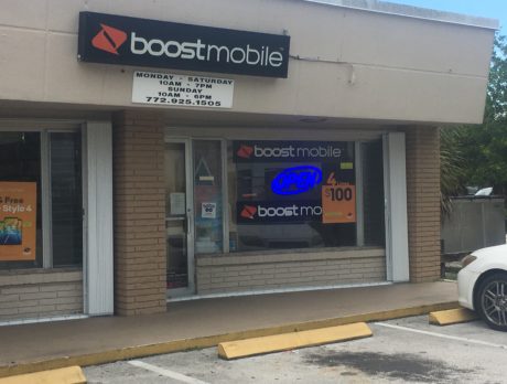 Police still seeking armed robbery suspect