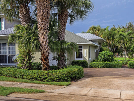 Spacious Boulevard townhome ideal for tennis enthusiasts
