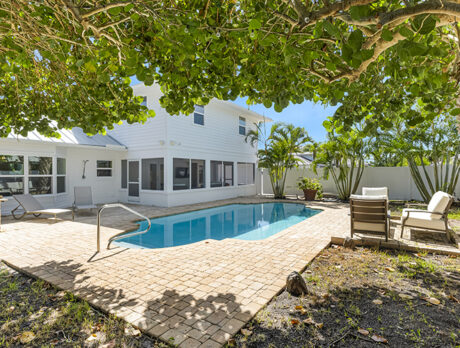 Beautifully renovated Castaway Cove home teems with charm