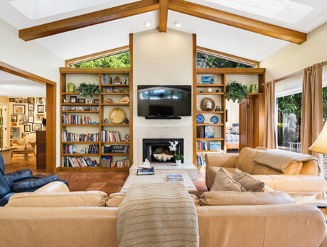 Midcentury modern home hidden in quiet neighborhood