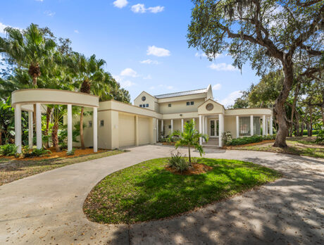 Contemporary home blends with community’s ‘Old Florida’ feel