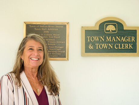 Shores incumbents to stay, but Council has one new opening