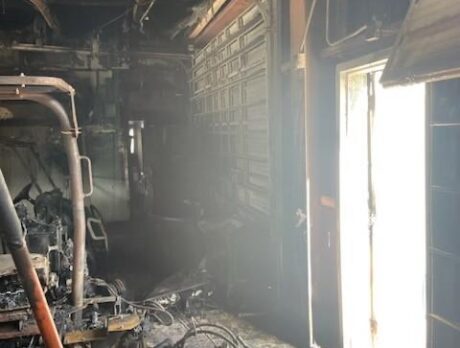Fire claims John’s Island building