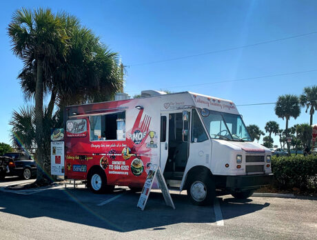 Food truck (temporarily) fills beachside void