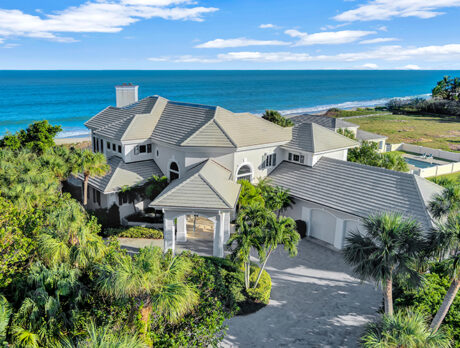 Expansive ‘Moorings’ home has wonderful ocean vistas