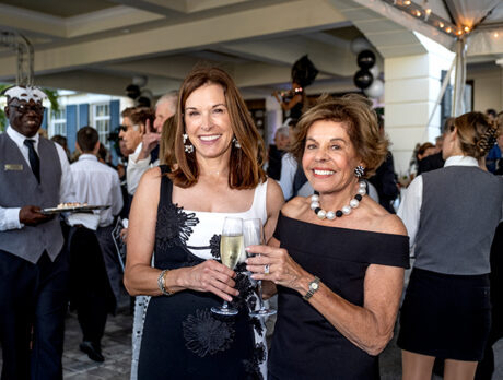 Service League’s gala: Black and white – and out of sight!